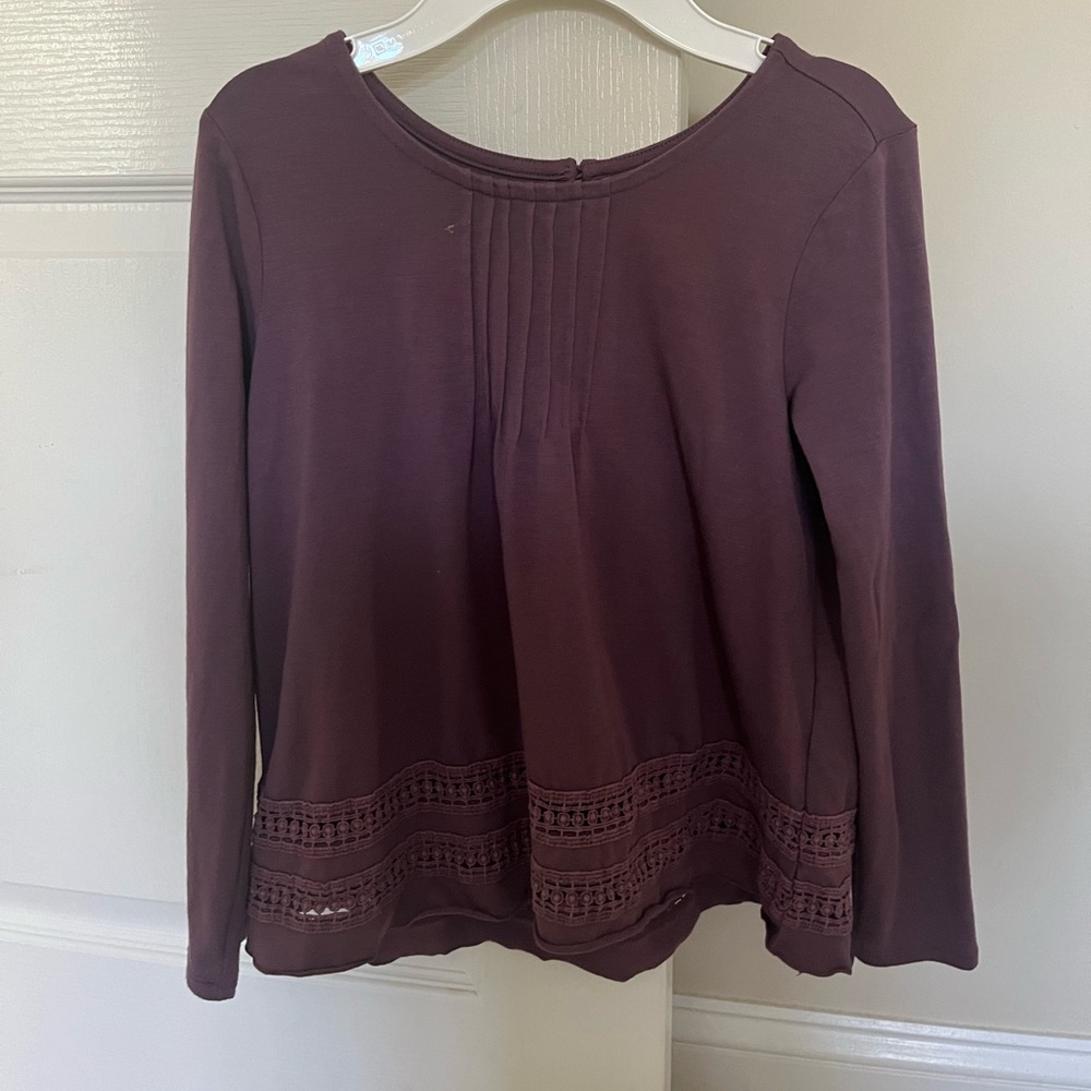 Old navy plum top size 10-12 girls